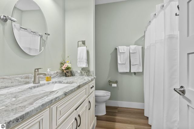 1833 Donnybrook Road, Suttons Bay, MI 49682