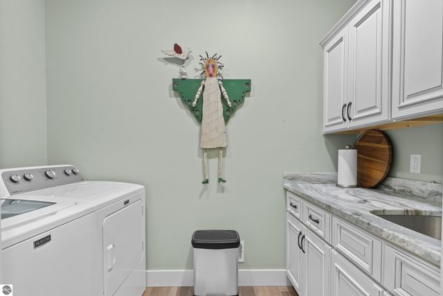 1833 Donnybrook Road, Suttons Bay, MI 49682