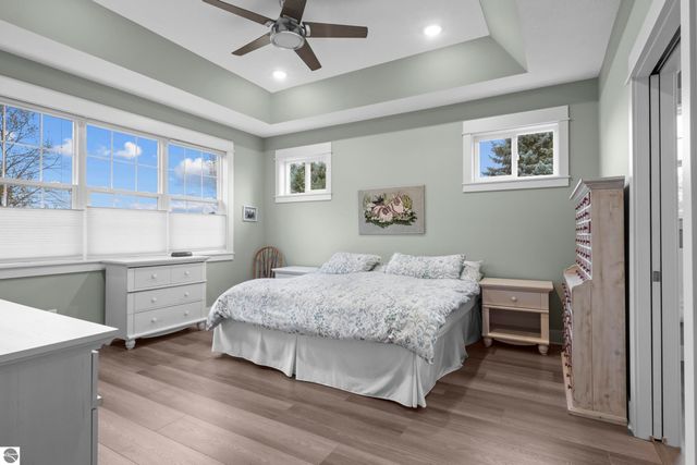 1833 Donnybrook Road, Suttons Bay, MI 49682