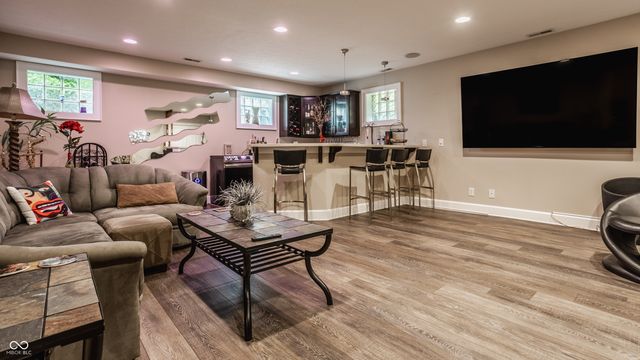 7599 N Meridian Street, Indianapolis, IN 46260