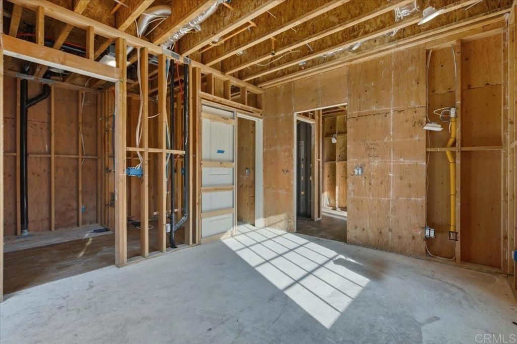 Image 11 of property listing at 6468 Franciscan Road, Carlsbad, CA 92011