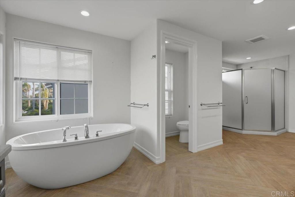 Image 13 of property listing at 6468 Franciscan Road, Carlsbad, CA 92011