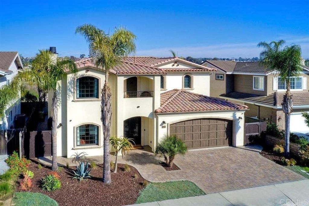 Image 2 of property listing at 6468 Franciscan Road, Carlsbad, CA 92011