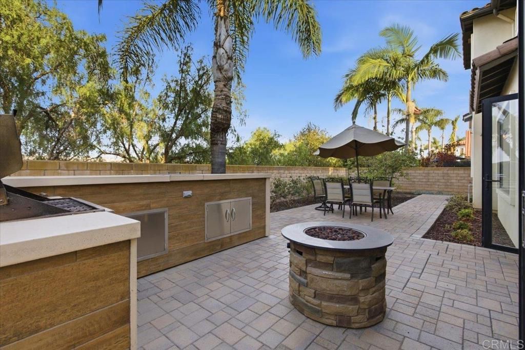 Image 3 of property listing at 6468 Franciscan Road, Carlsbad, CA 92011