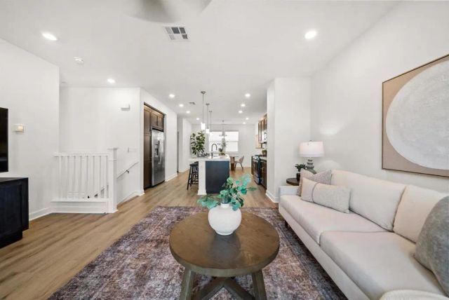 1227 Sunrise 104, San Marcos, CA 92078