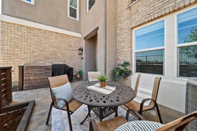 1227 Sunrise 104, San Marcos, CA 92078