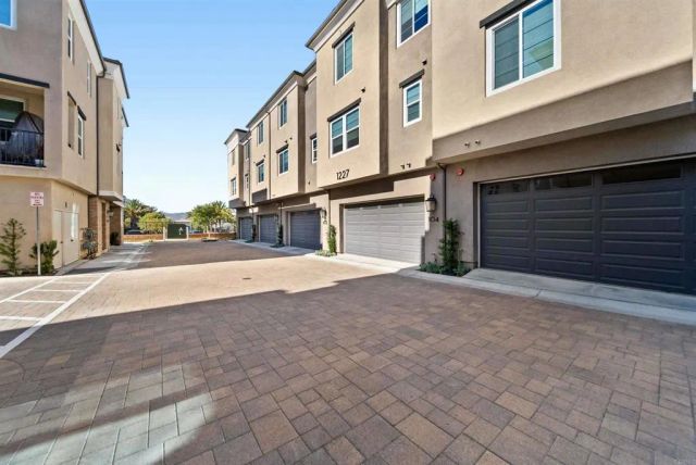 1227 Sunrise 104, San Marcos, CA 92078