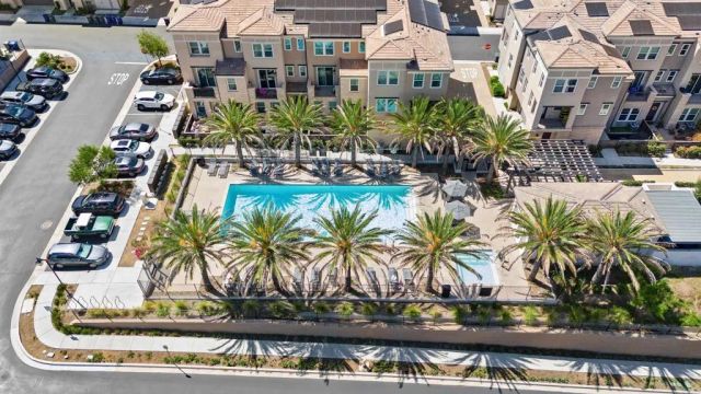 1227 Sunrise 104, San Marcos, CA 92078