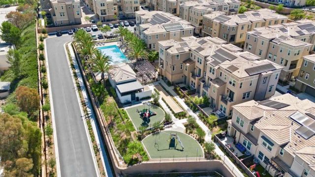 1227 Sunrise 104, San Marcos, CA 92078