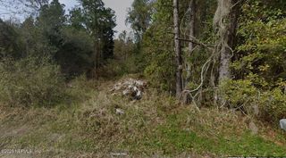 137 BIG APPLE Road, East Palatka, FL 32131