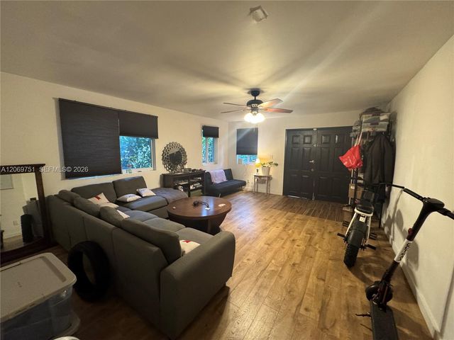 329 NW 44th Street 1, Miami, FL 33127