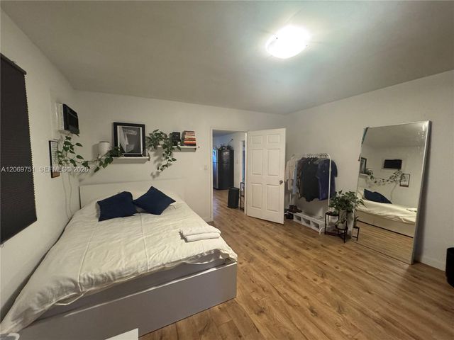 329 NW 44th Street 1, Miami, FL 33127