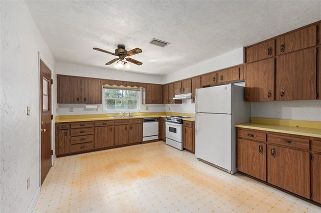 2629 NW 55TH BOULEVARD, Gainesville, FL 32653