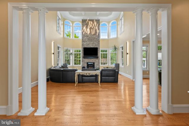 1820 WOODSTOCK RD, Woodstock, MD 21163