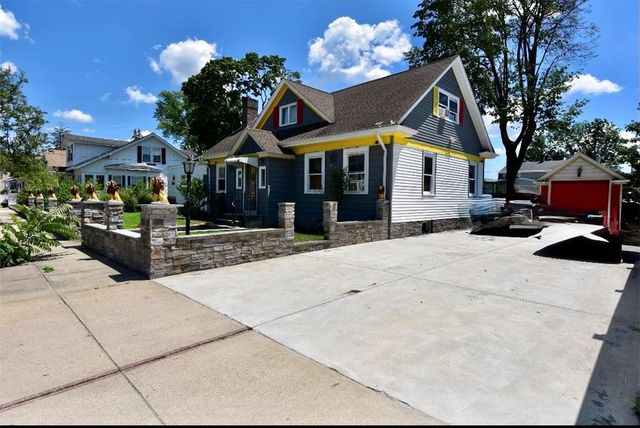 262 West Forest Avenue, Pawtucket, RI 02860
