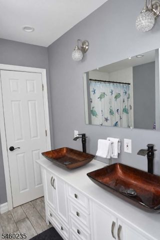 634 Vosseller Ave, Bridgewater Twp., NJ 08805