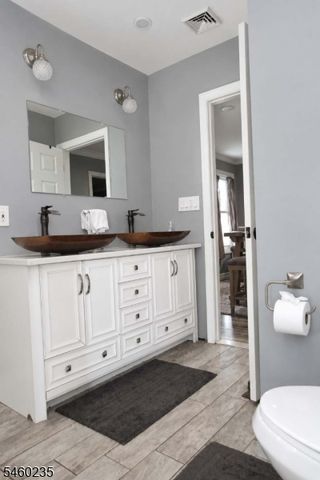 634 Vosseller Ave, Bridgewater Twp., NJ 08805