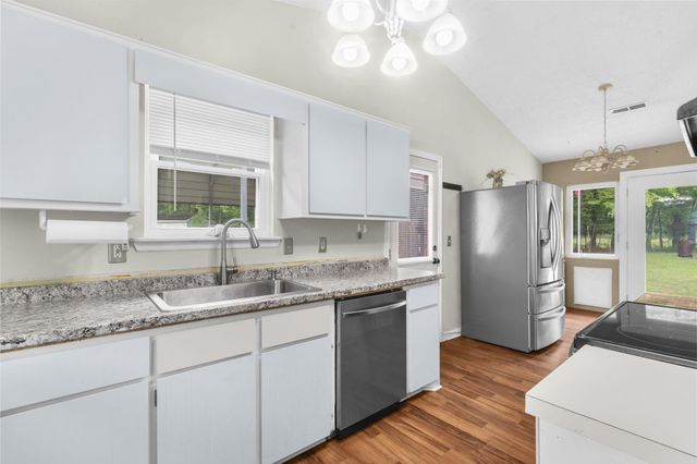 102 Nancy Lane, Summerville, SC 29485