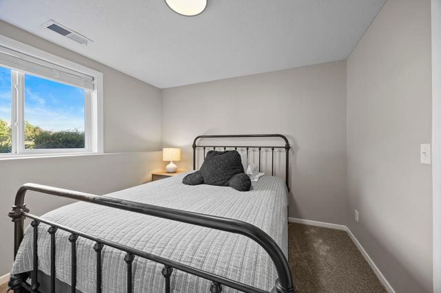 7502 Large Avenue NE, Albertville, MN 55301