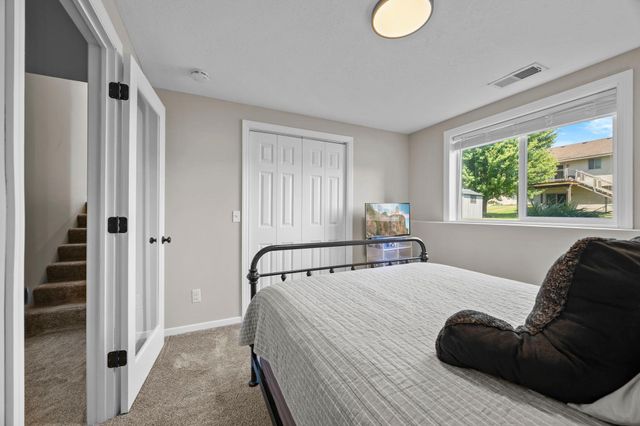 7502 Large Avenue NE, Albertville, MN 55301