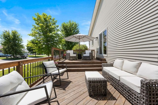7502 Large Avenue NE, Albertville, MN 55301