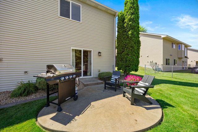 7502 Large Avenue NE, Albertville, MN 55301