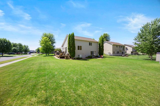 7502 Large Avenue NE, Albertville, MN 55301