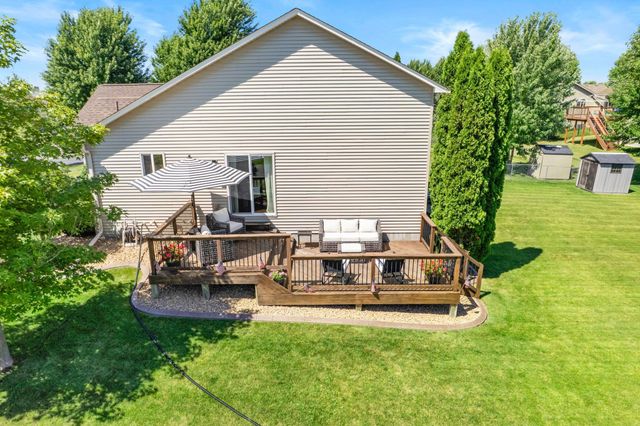 7502 Large Avenue NE, Albertville, MN 55301