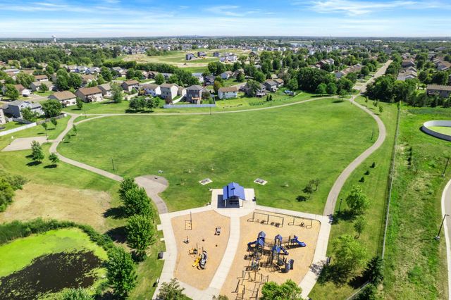 7502 Large Avenue NE, Albertville, MN 55301