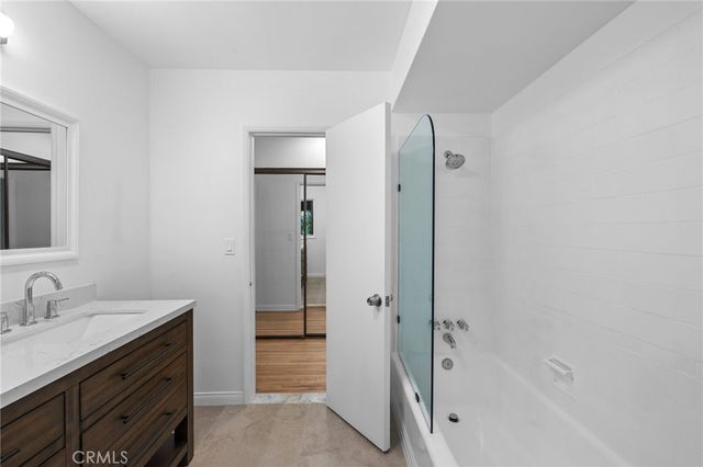 11761 W Sunset, Los Angeles, CA 90049