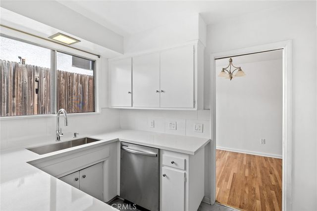 11761 W Sunset, Los Angeles, CA 90049