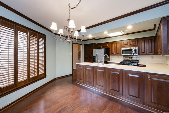 801 Pleasant Valley Dr Unit 9, Little Rock, AR 72227