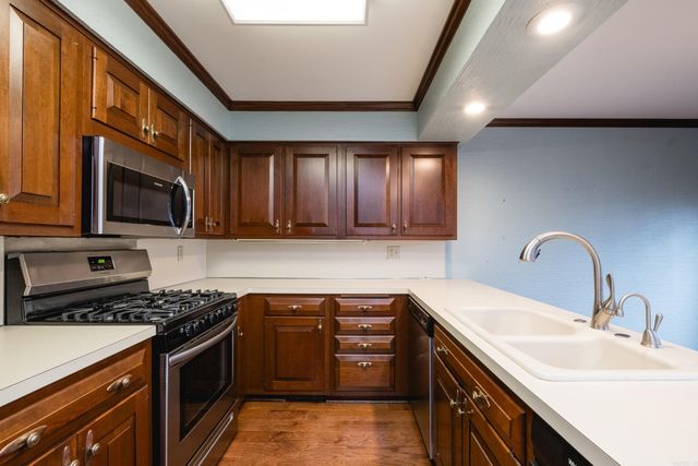 801 Pleasant Valley Dr Unit 9, Little Rock, AR 72227