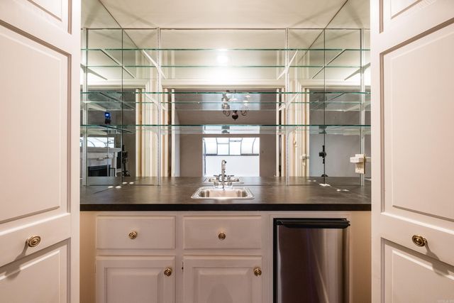 801 Pleasant Valley Dr Unit 9, Little Rock, AR 72227