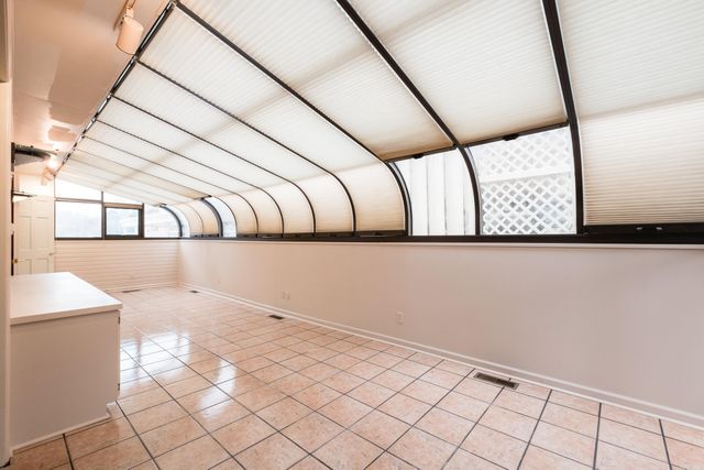 801 Pleasant Valley Dr Unit 9, Little Rock, AR 72227