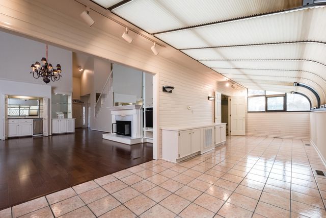 801 Pleasant Valley Dr Unit 9, Little Rock, AR 72227