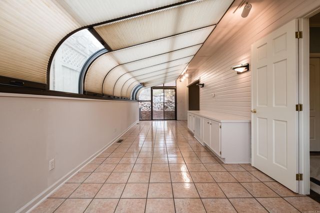 801 Pleasant Valley Dr Unit 9, Little Rock, AR 72227