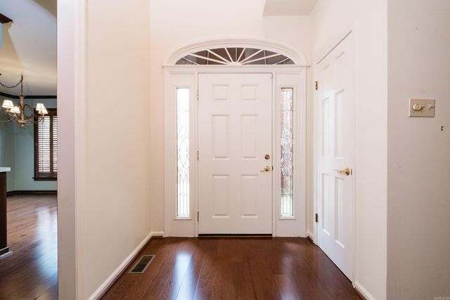 801 Pleasant Valley Dr Unit 9, Little Rock, AR 72227