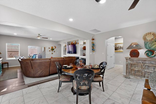 725 Palo Alto Drive NE, Rio Rancho, NM 87144