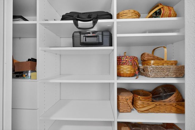 725 Palo Alto Drive NE, Rio Rancho, NM 87144