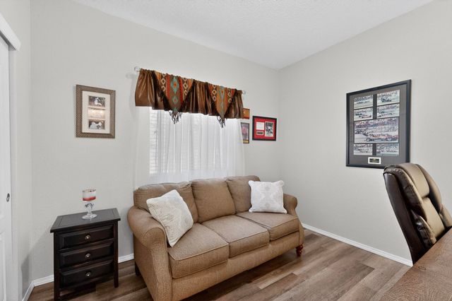 725 Palo Alto Drive NE, Rio Rancho, NM 87144