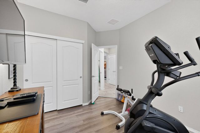 725 Palo Alto Drive NE, Rio Rancho, NM 87144