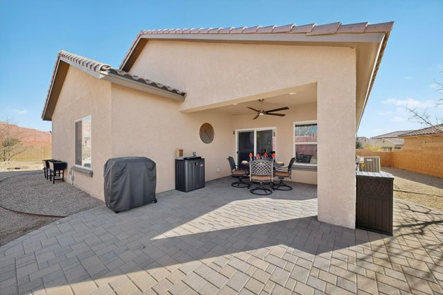 725 Palo Alto Drive NE, Rio Rancho, NM 87144