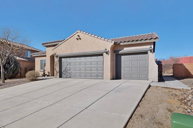 725 Palo Alto Drive NE, Rio Rancho, NM 87144