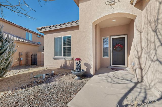 725 Palo Alto Drive NE, Rio Rancho, NM 87144