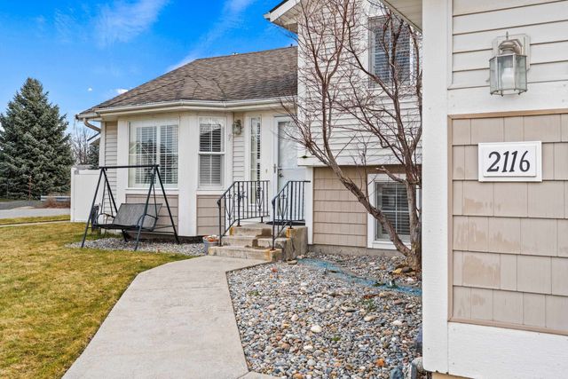 2116 N Tschirley Rd, Greenacres, WA 99016