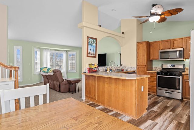 2116 N Tschirley Rd, Greenacres, WA 99016