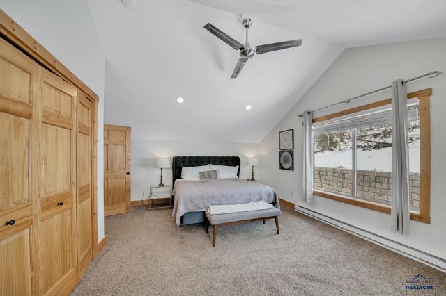 21172 STEWART SLOPE CIR, Lead, SD 57754