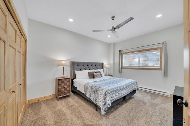 21172 STEWART SLOPE CIR, Lead, SD 57754