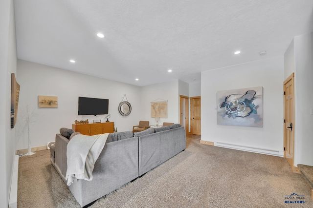 21172 STEWART SLOPE CIR, Lead, SD 57754